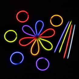 Leuchtstab Glow Sticks (50 Stück)