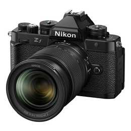 NIKON Z f + 24-70 Kit (24.5 MP, Pieno formato)