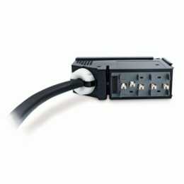 APC Plug-In-Modul Adaptateur (16A, IEC 60309 32A, 0.8 m)