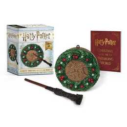 Harry Potter: Hogwarts Christmas Wreath and Wand Set