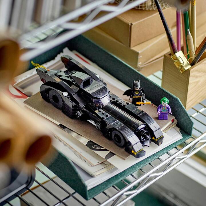 LEGO DC Comics Super Heroes La Batmobile: poursuite entre Batman et le Joker (76224)