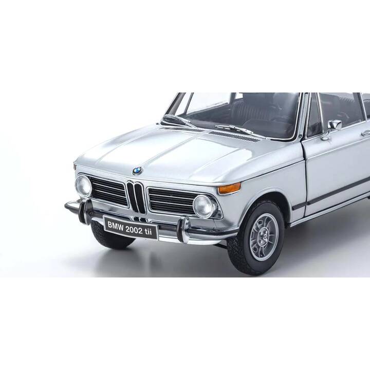 KYOSHO BMW 2002 Tii 1972 Automobile